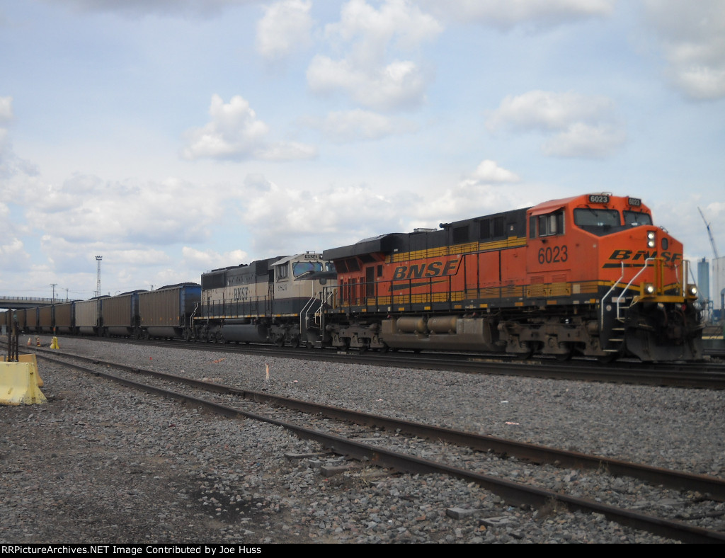 BNSF 6023 East